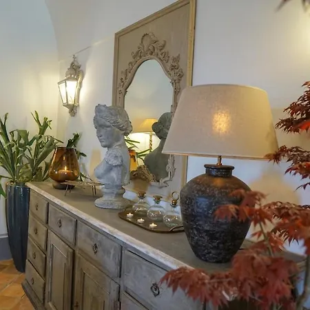 Modern & Private In Unique Location, Pool And Sunset Terrace * סורנטו