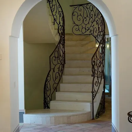 Modern & Private In Unique Location, Pool And Sunset Terrace וילה סורנטו