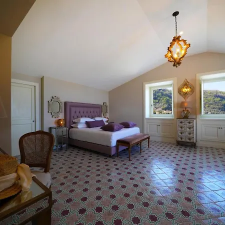 Modern & Private In Unique Location, Pool And Sunset Terrace * סורנטו