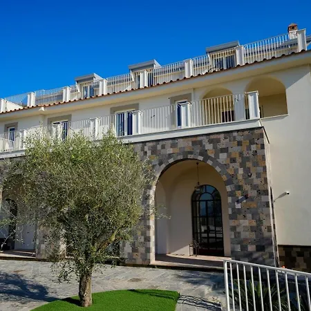 Villa Modern&private In Unique Location, Pool&sunset Terrace Sorrente