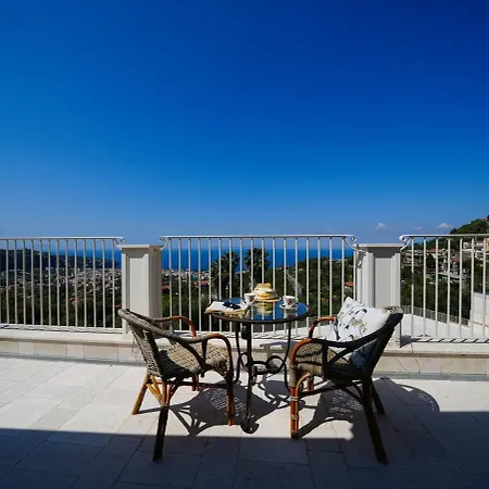 Modern & Private In Unique Location, Pool And Sunset Terrace וילה